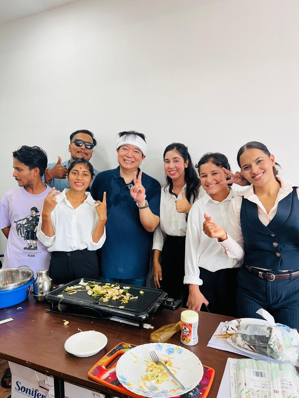 Life in Japan โ Manabiya Workers Share Their Story